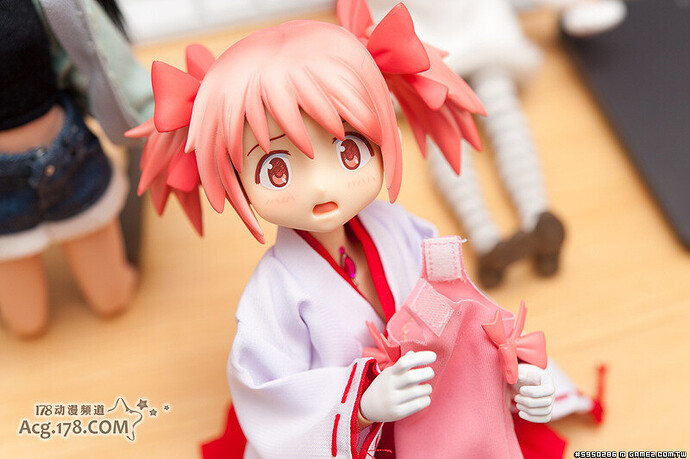 可動可脫!巨型「魔法少女小圓」鹿目圓香模型百變造型 (26).jpg