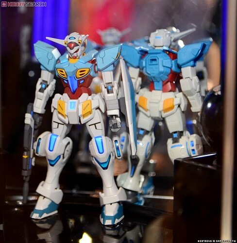 ガンダム G-セルフ(大気圏用パック装備型) (8).jpg